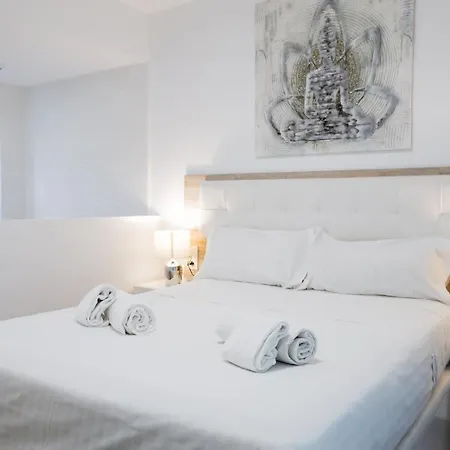 1 9 Tesoro Galeon Y Gym Apartment